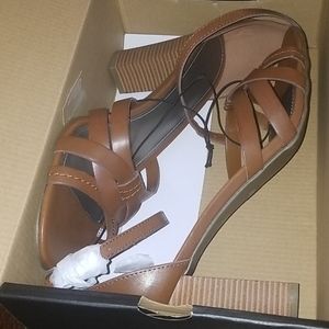 Size 11 Worthington Cognac Barra